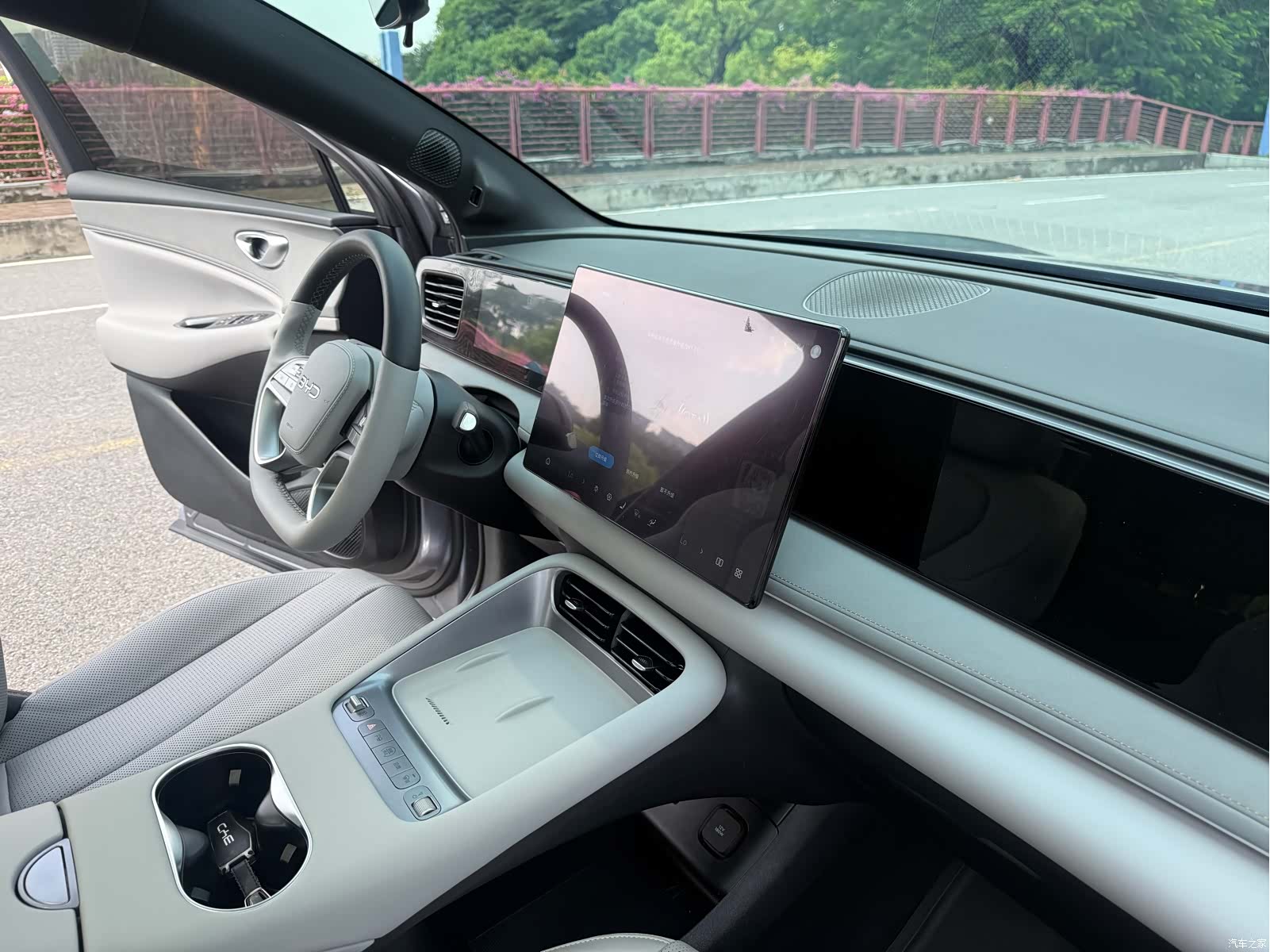 BYD HiAce, 2025 19