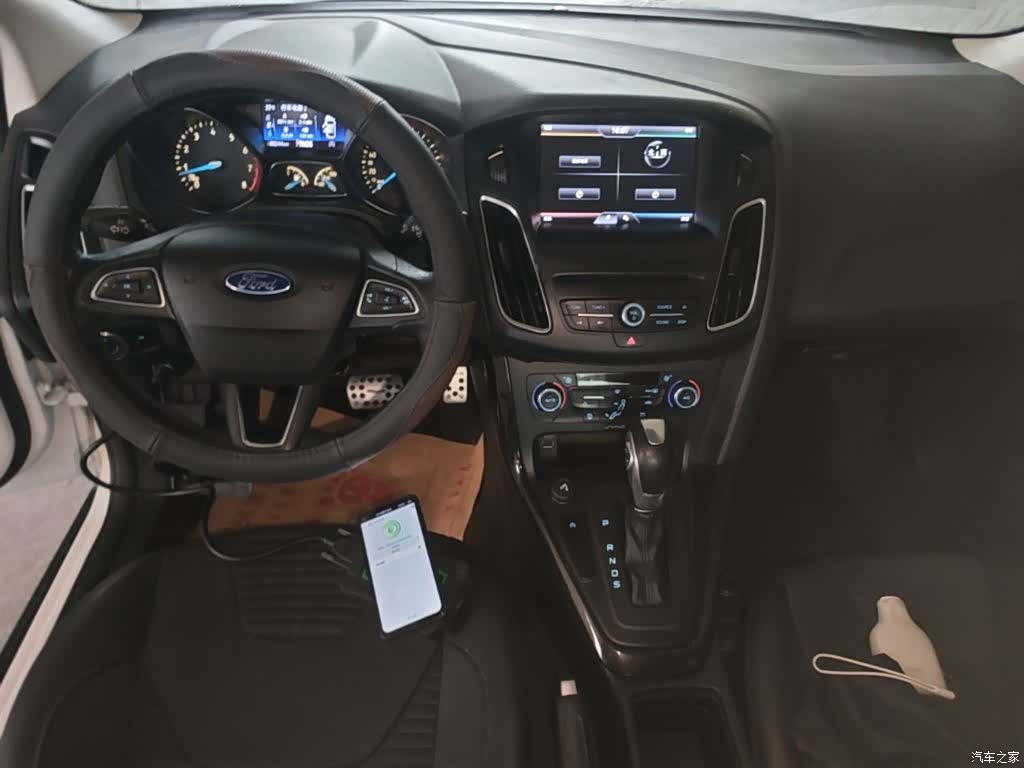 Ford Focus, 2016 10