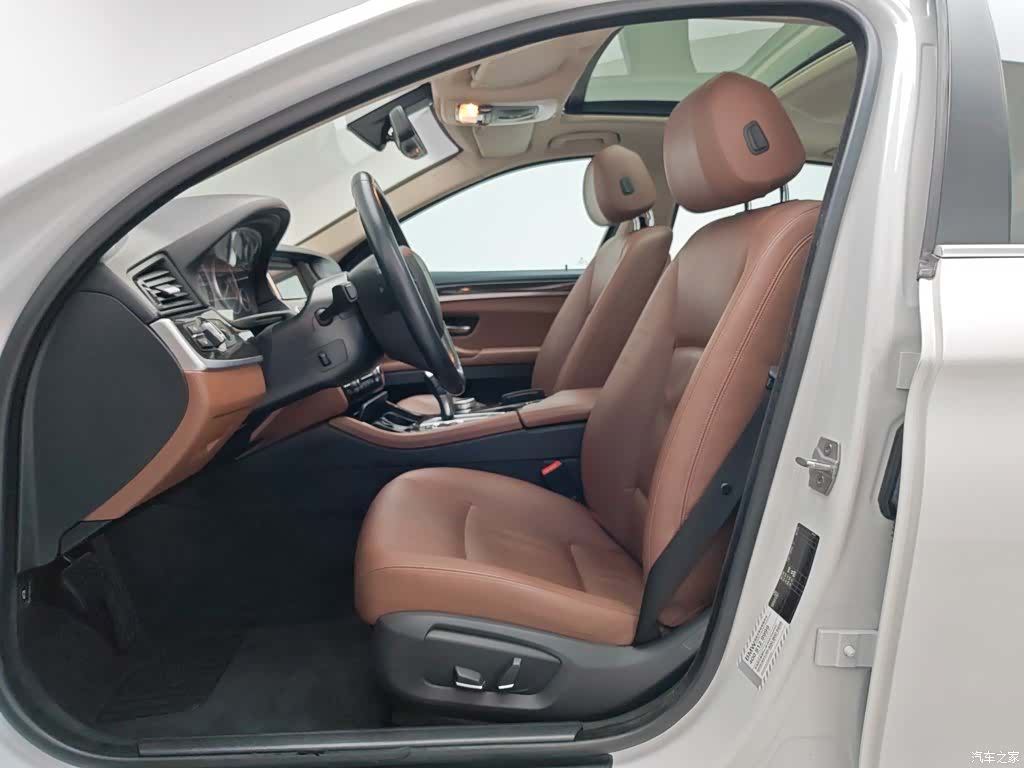 BMW 5 Series, 2016 10