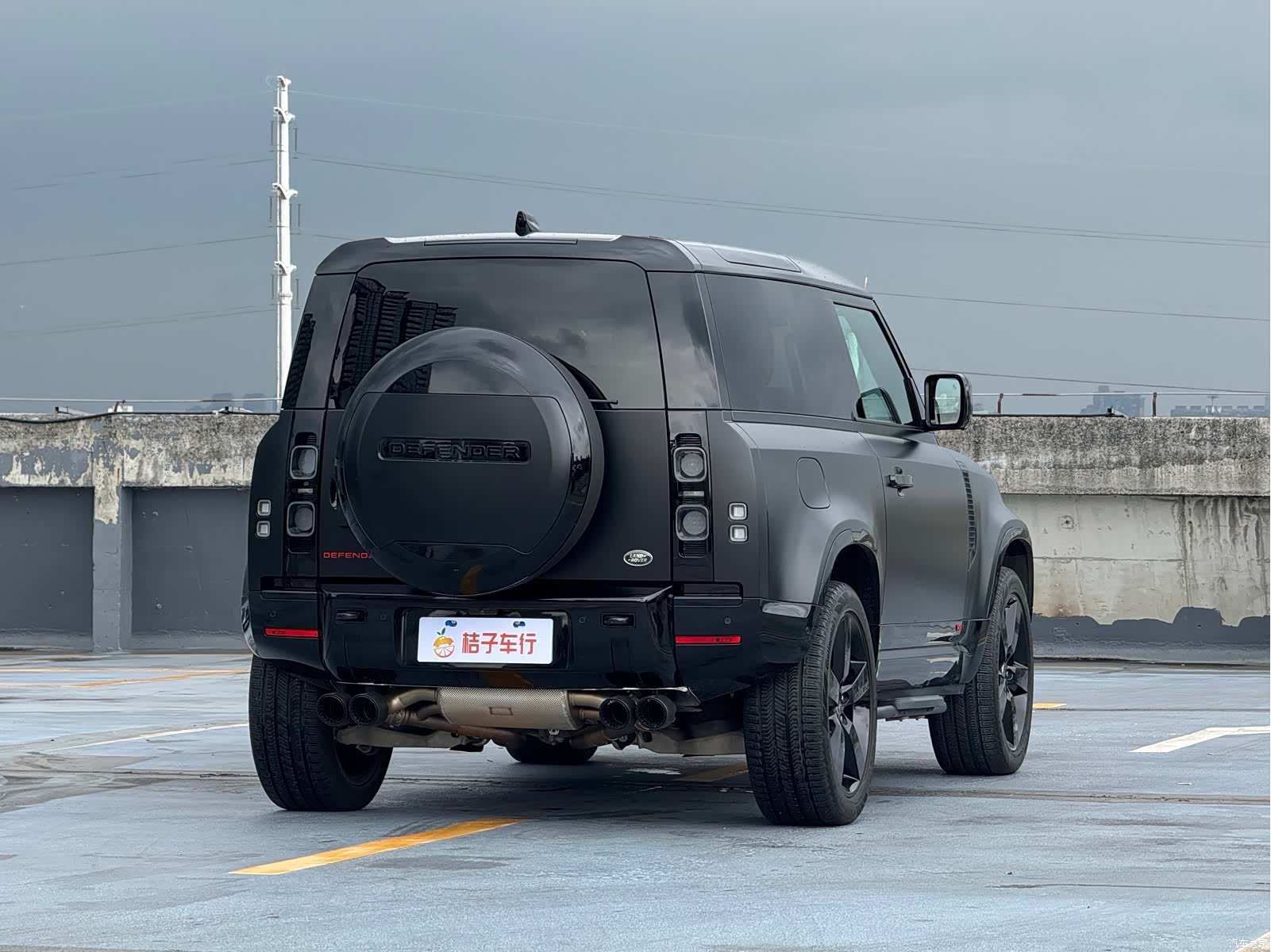 Land Rover Defender, 2024 6