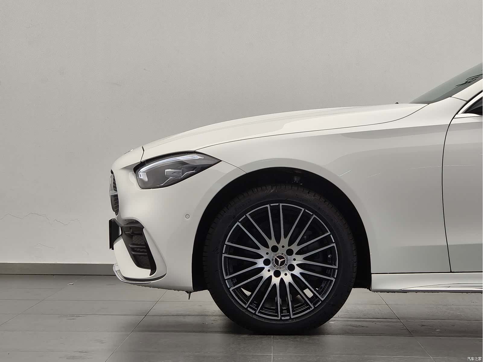 Mercedes-Benz C-Class, 2026 19