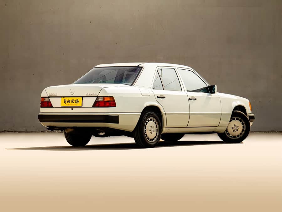 Mercedes-Benz E-Class 1993, фото 2