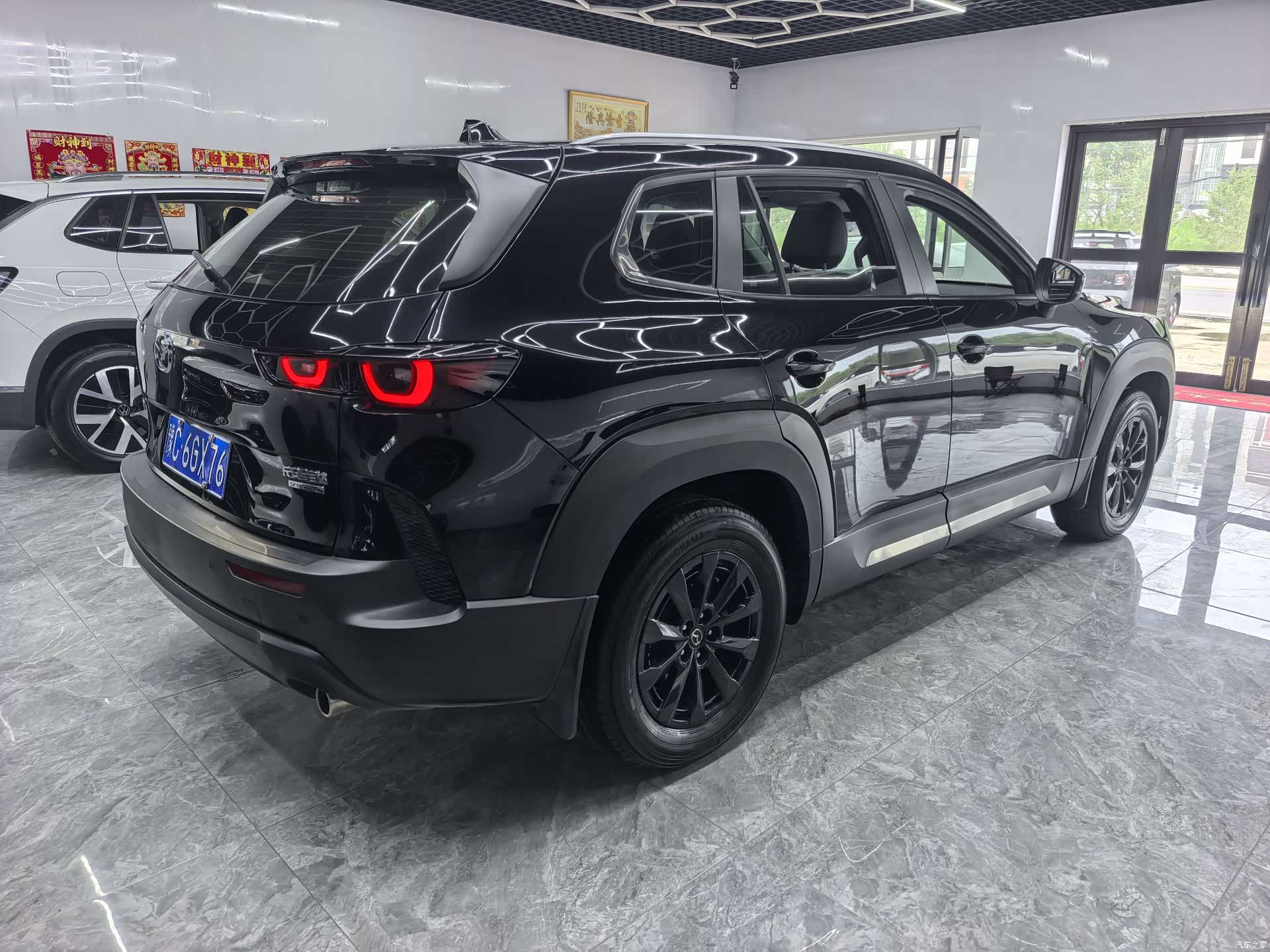 Mazda CX-50, 2023 все фото