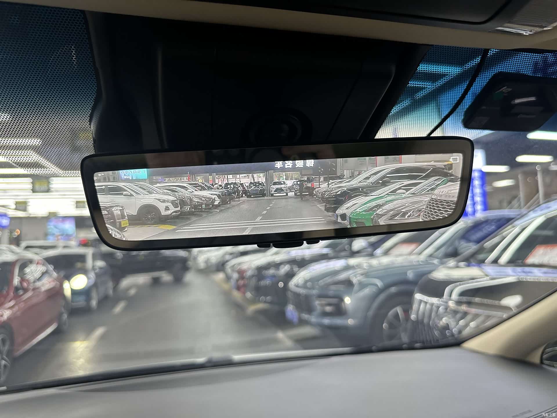Toyota Alphard, 2023 17