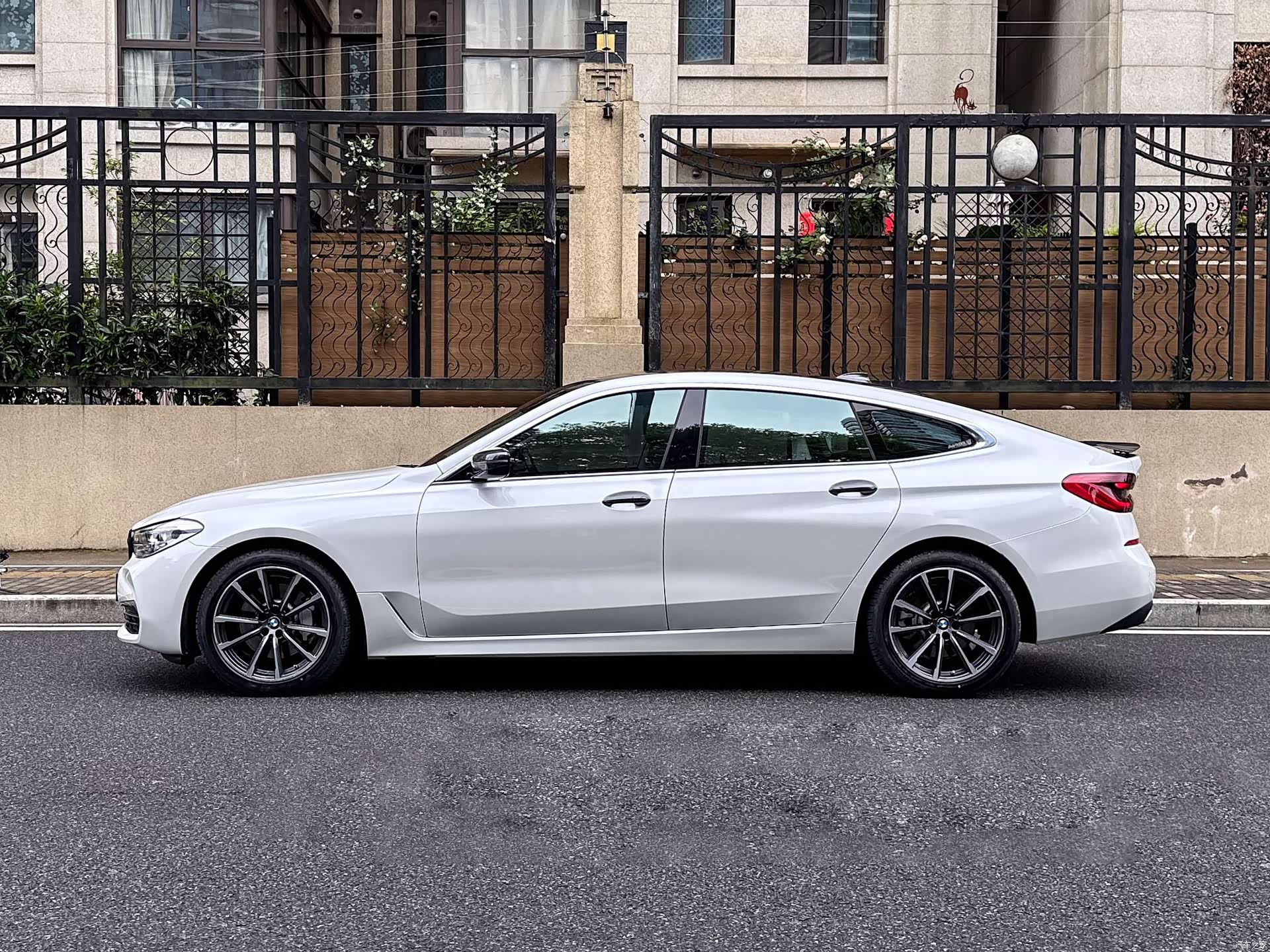 BMW 6 Series GT, 2019 3