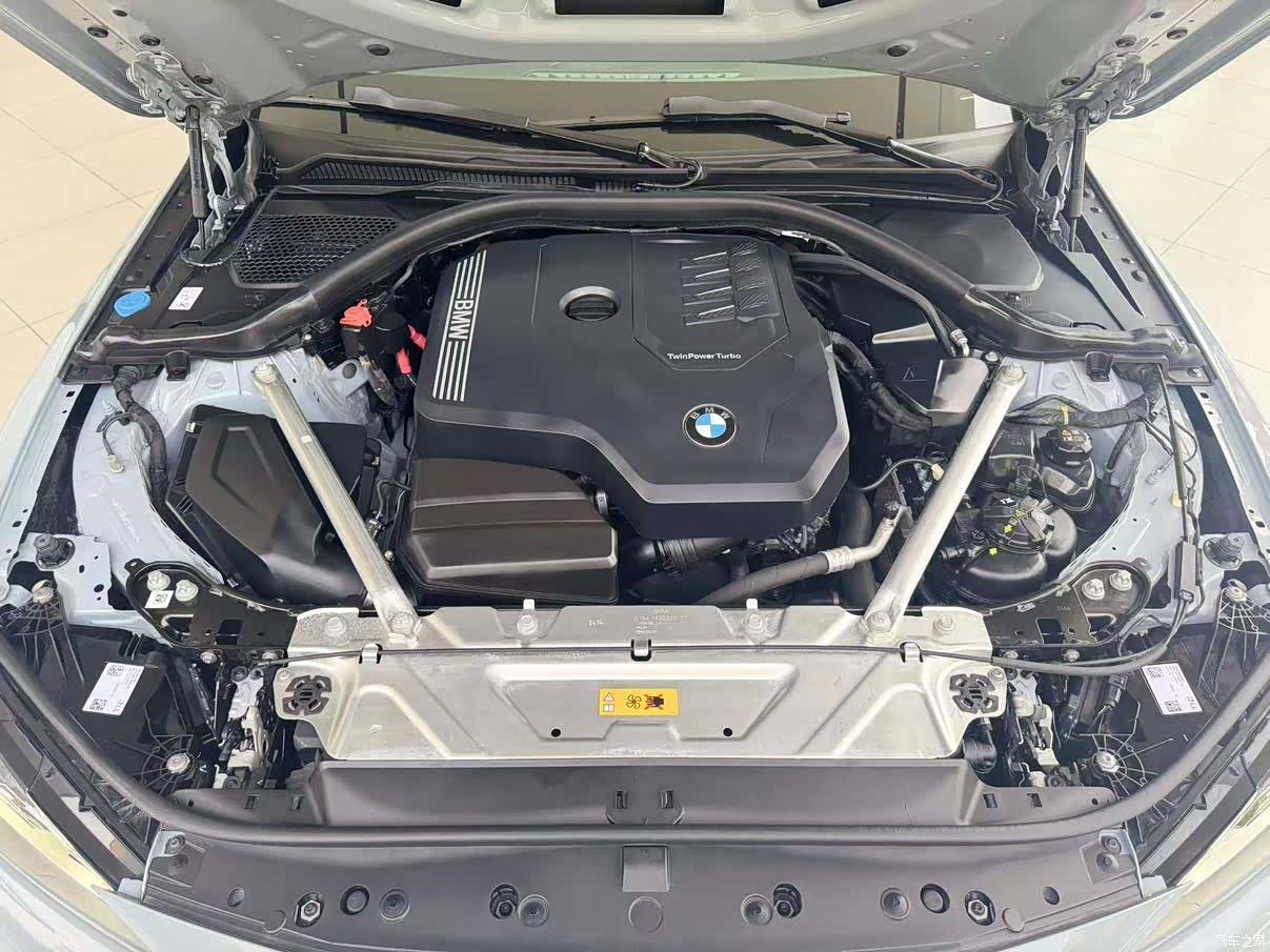 BMW 4 Series, 2025 7