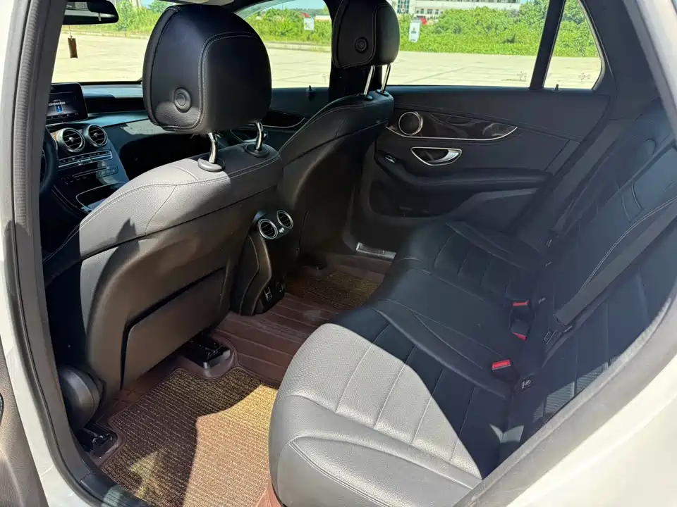 Mercedes-Benz GLC Mercedes-Benz GLC