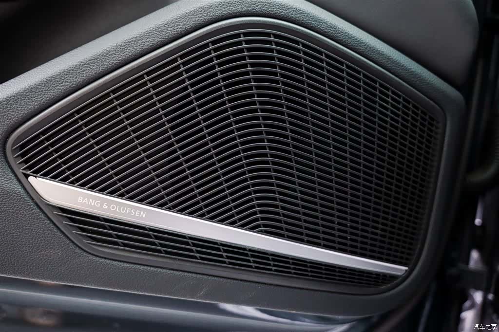 Audi A4, 2024 21