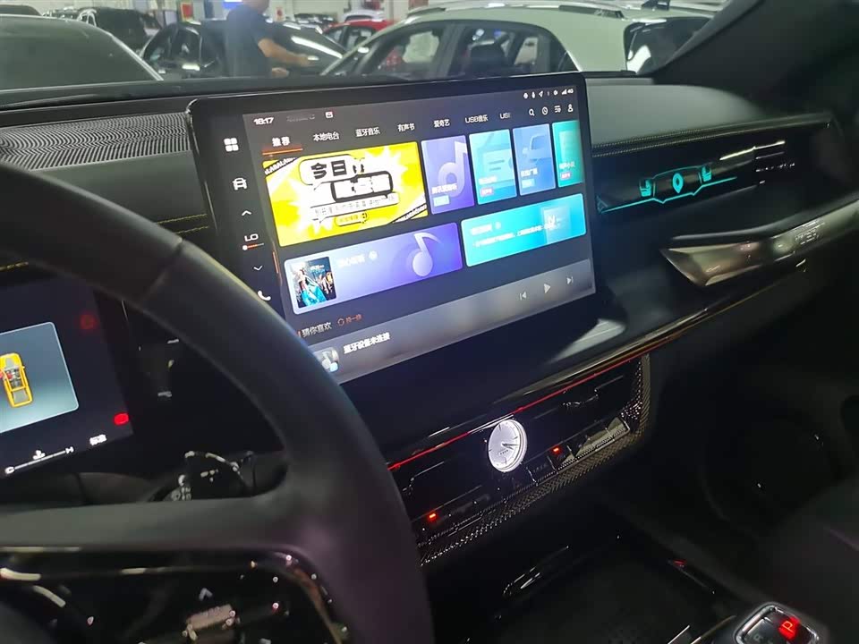 Great Wall Mountain and sea cannon