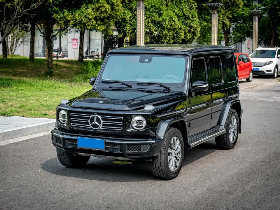 Mercedes-Benz G-class