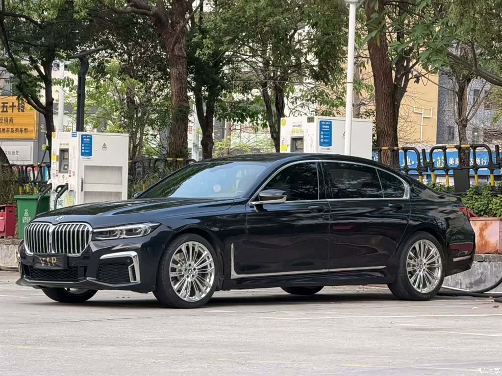BMW 7 Series, 2022 1