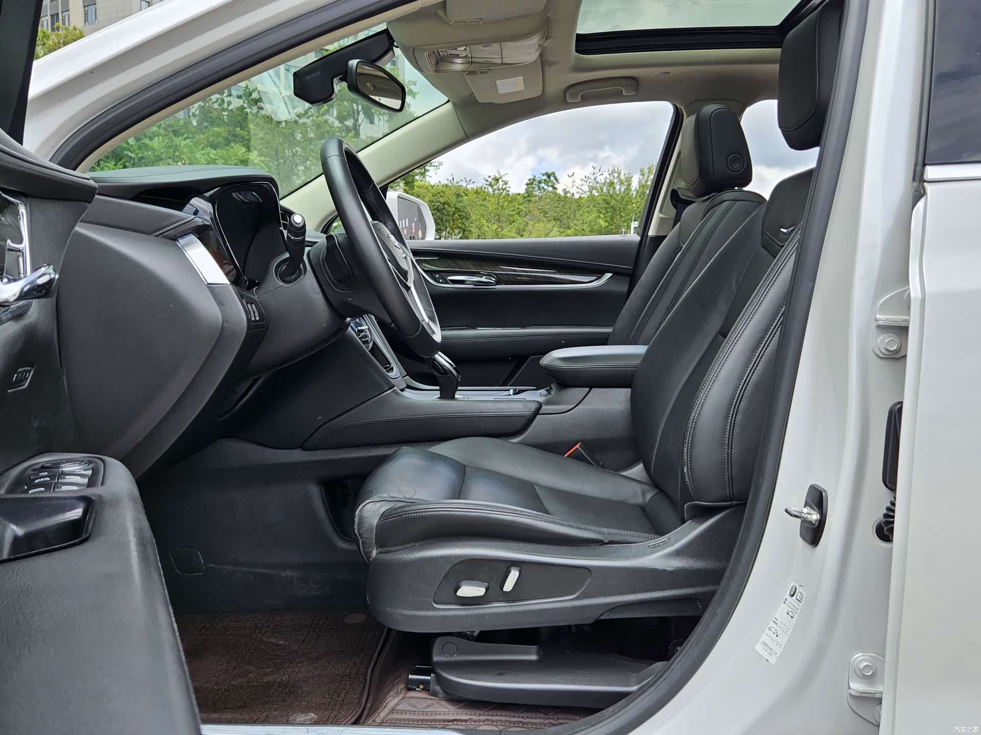 Cadillac XT5, 2016 все фото