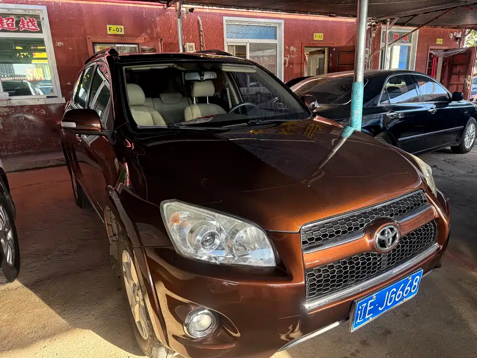 Toyota RAV4 Rongfang