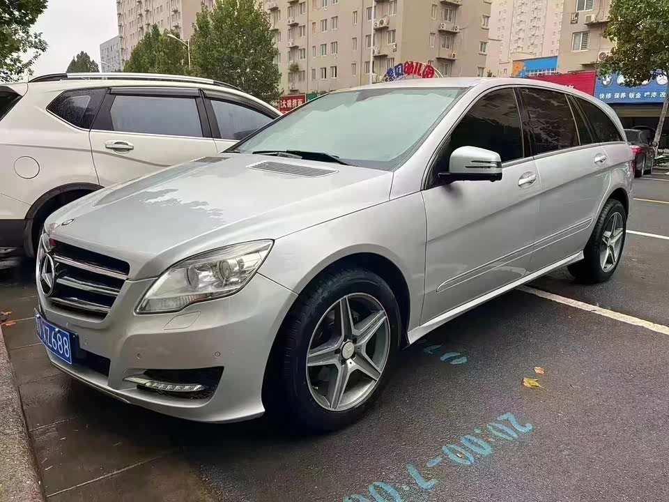 Mercedes-Benz R-class