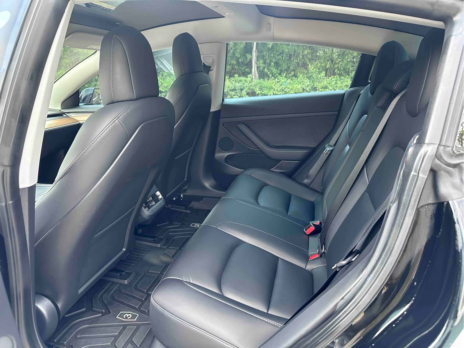 Tesla Model 3, 2021 6