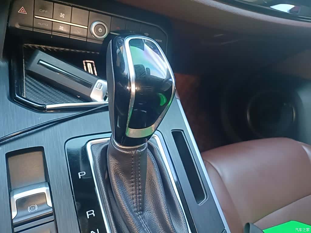 WEY VV5, 2018 14