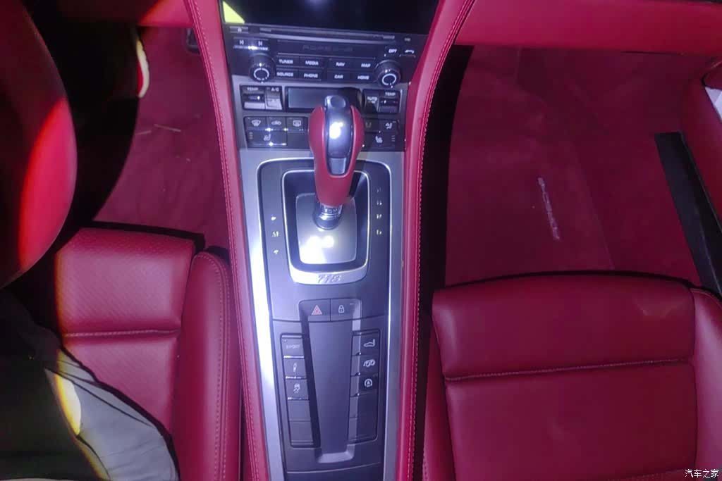 Porsche Cayman, 2019 16