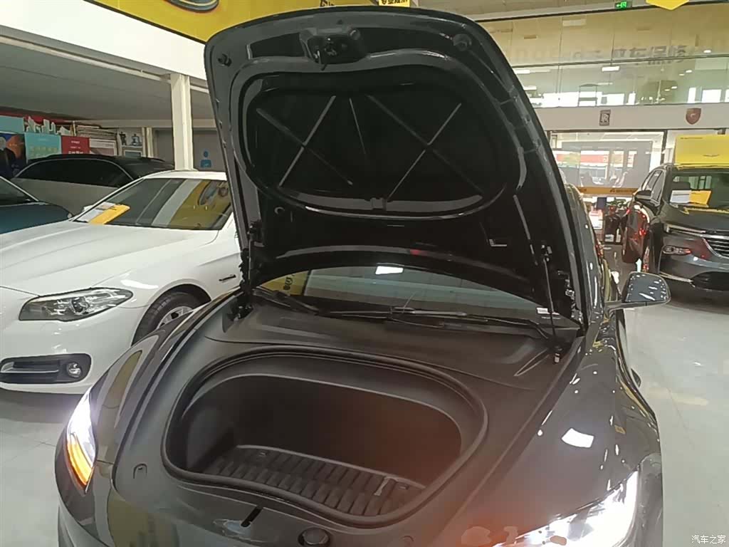 Tesla Model 3, 2024 20