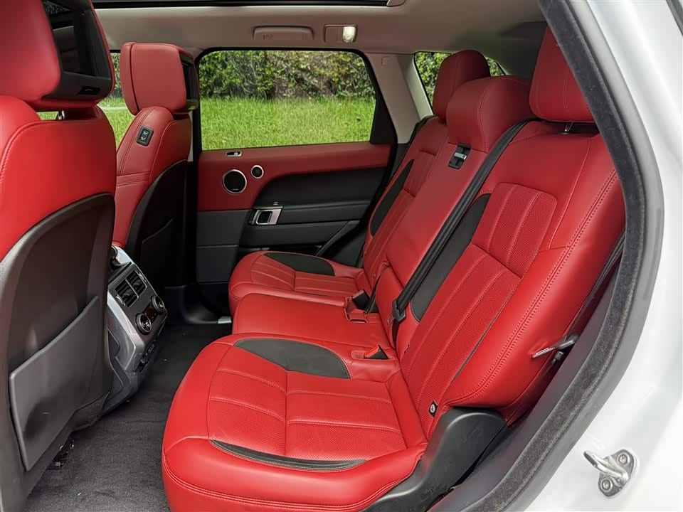 Land Rover Range Rover Sport Land Rover Range Rover Sport