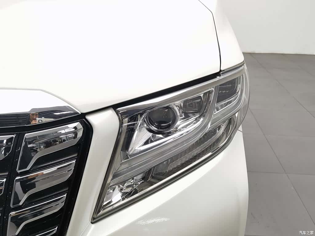 Toyota Alphard, 2017 7