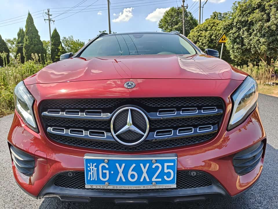 Mercedes-Benz GLA