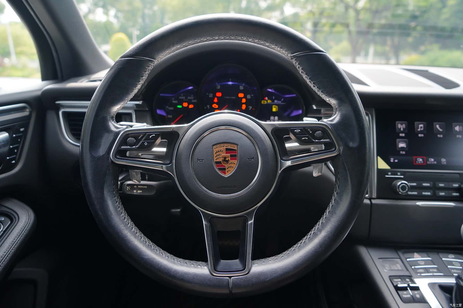 Porsche Macan, 2016 8