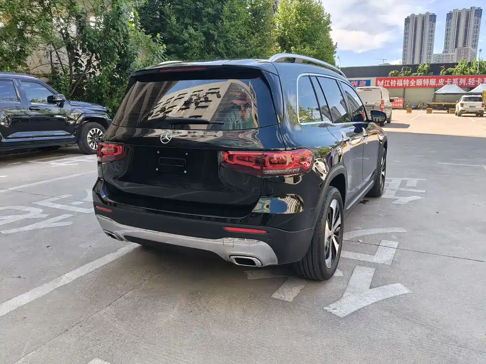 Mercedes-Benz GLB