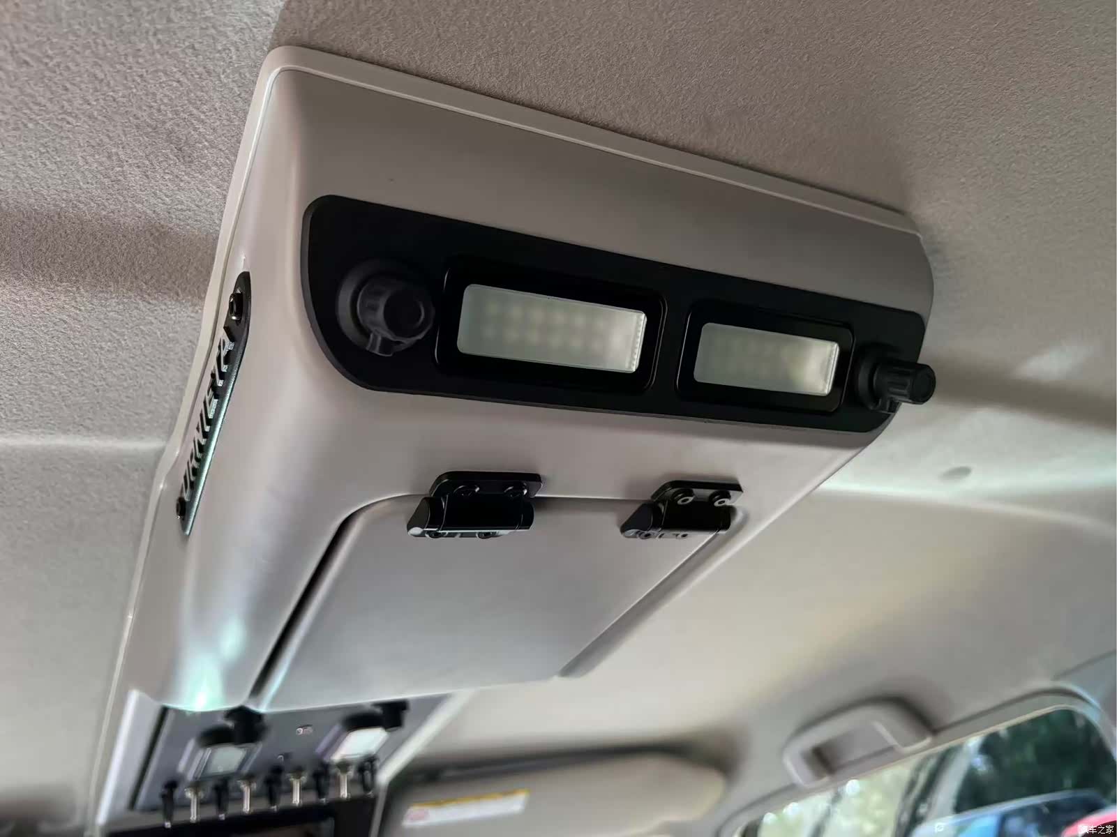 Toyota Land Cruiser, 2025 19