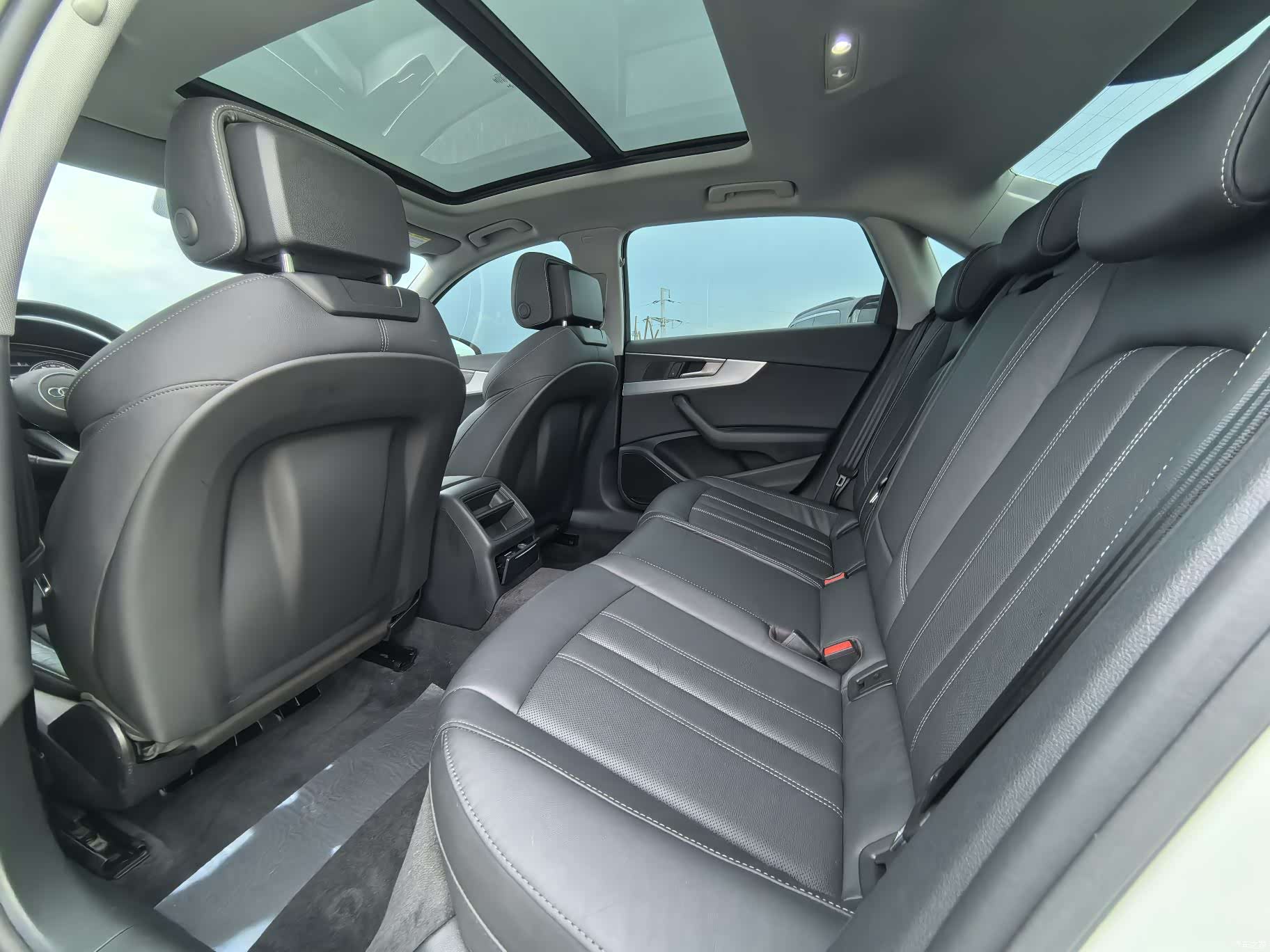 Audi A4L, 2020 8