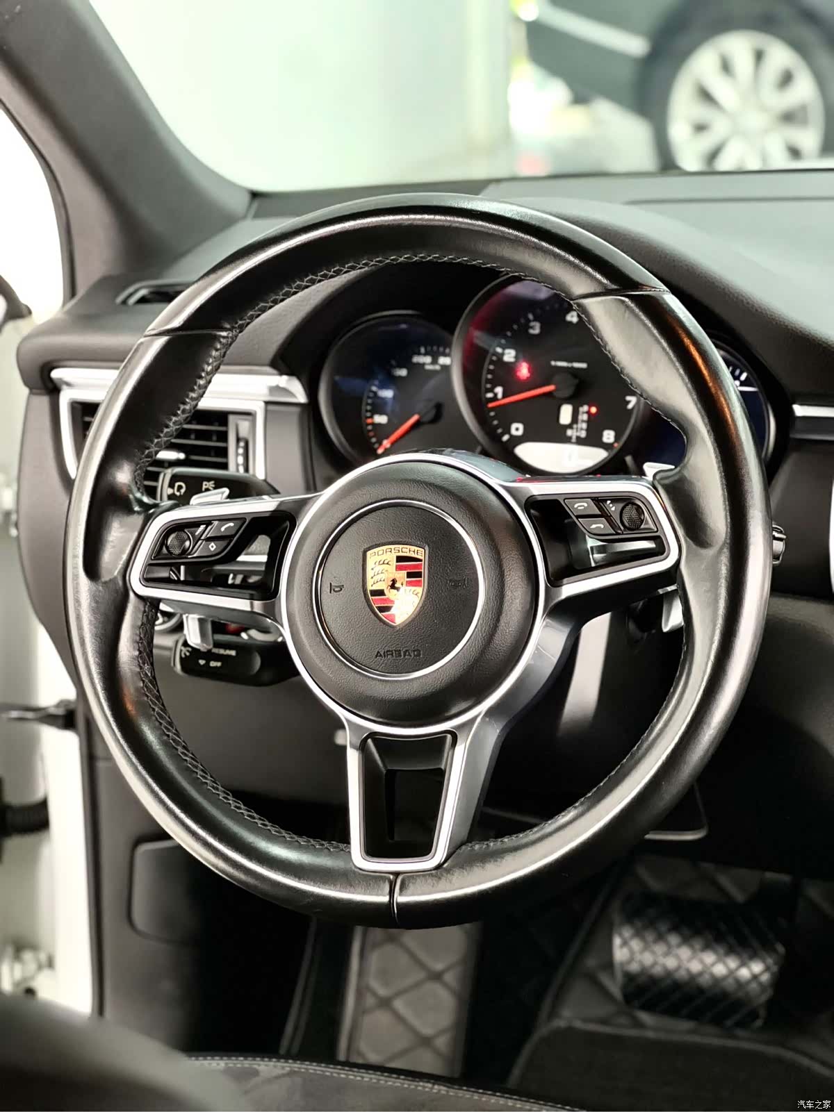 Porsche Macan, 2018 12