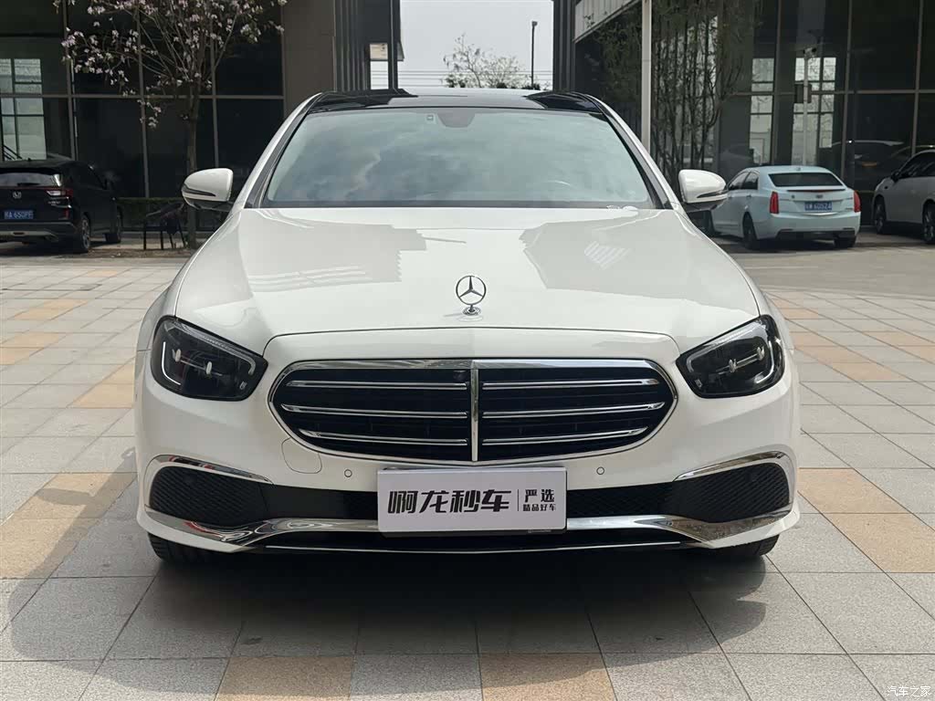 Mercedes-Benz E-Class, 2022 4