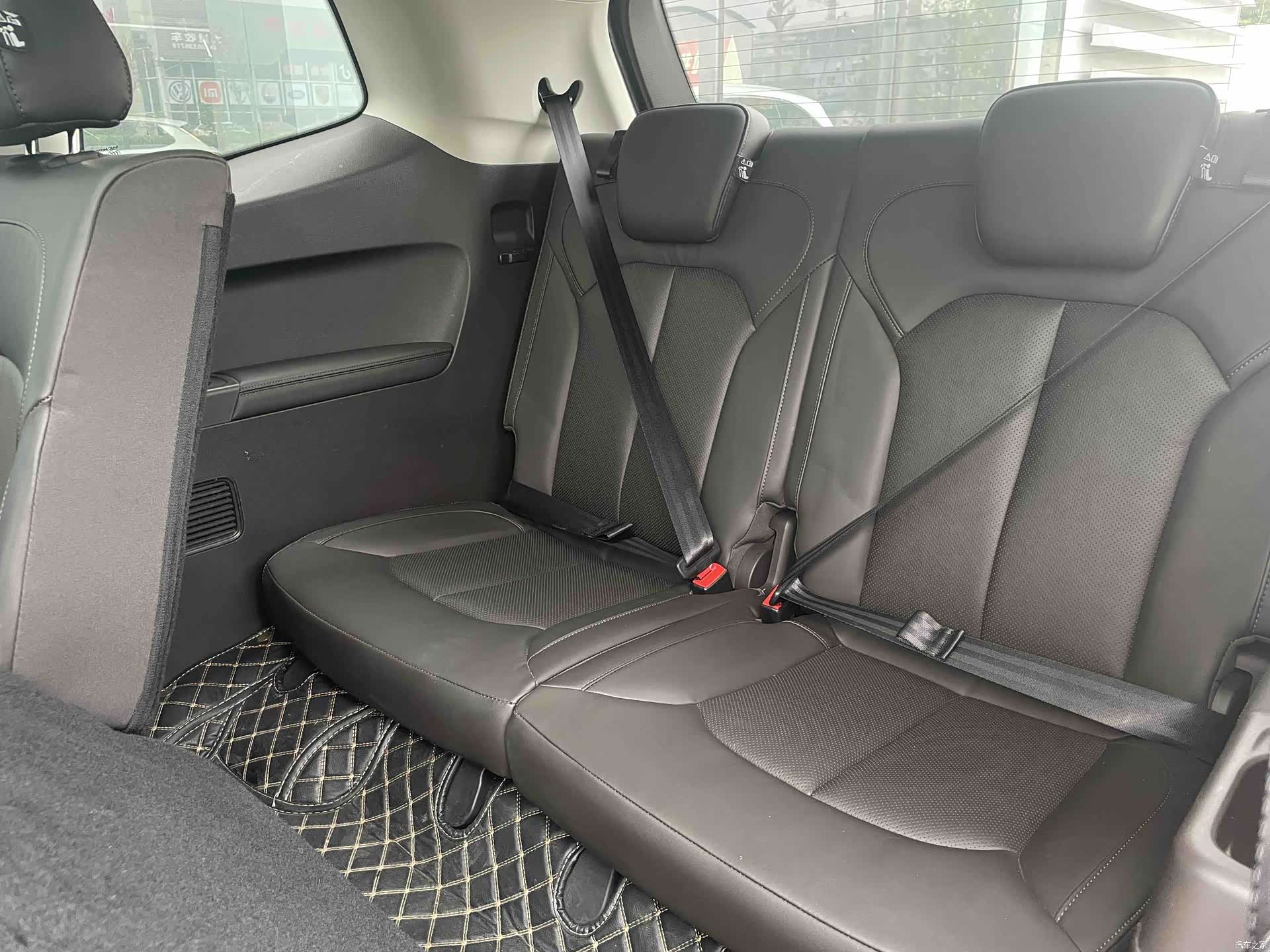 Roewe RX8, 2019 17