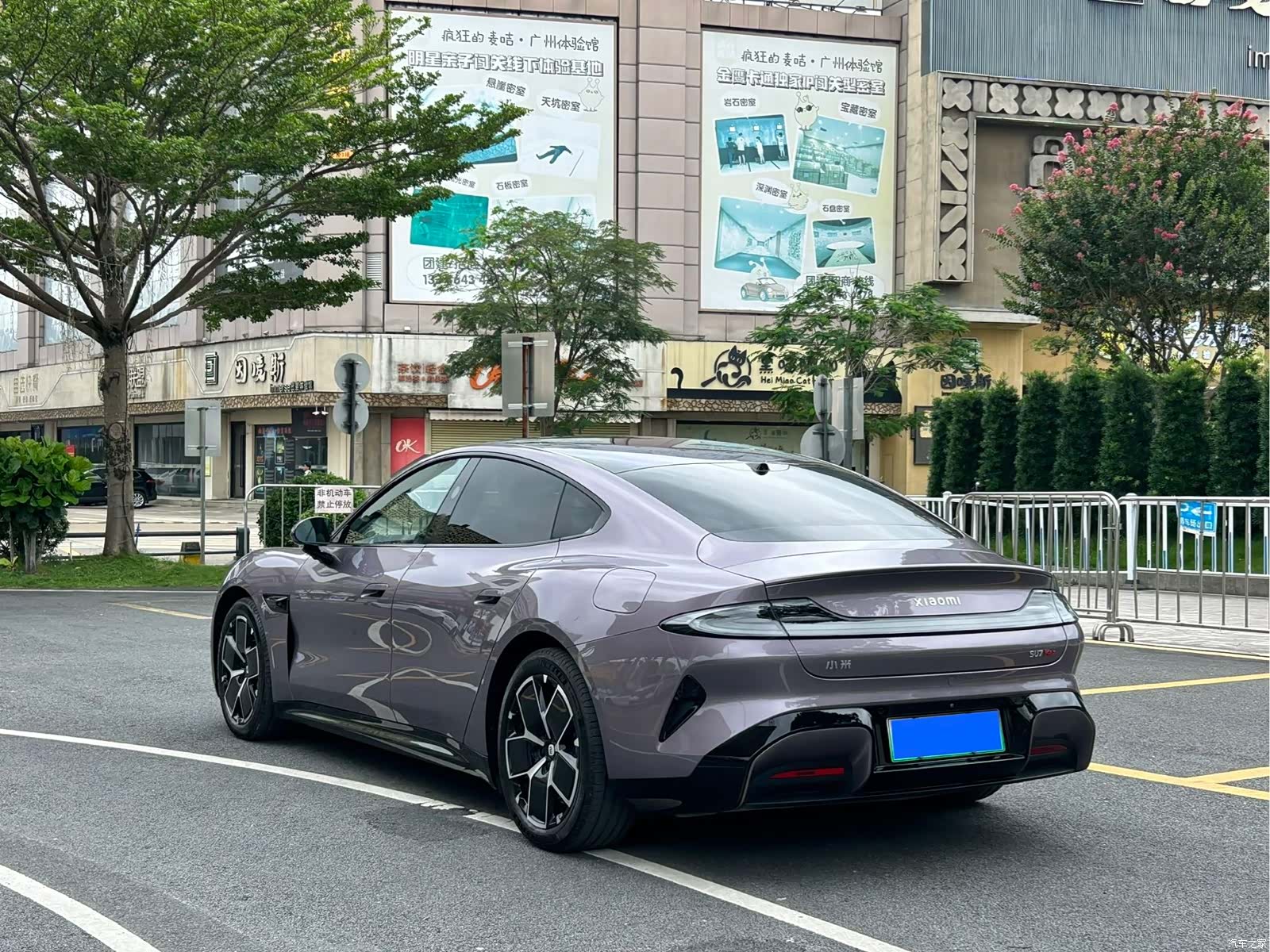 Xiaomi SU7, 2025 10