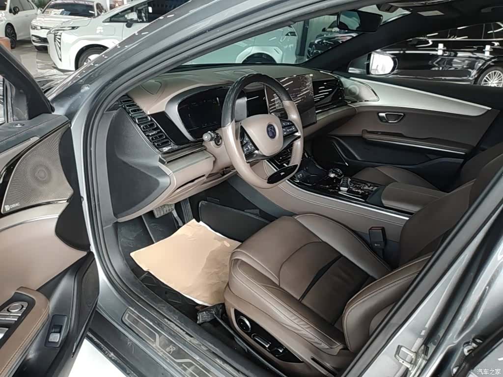 BYD Han, 2023 15