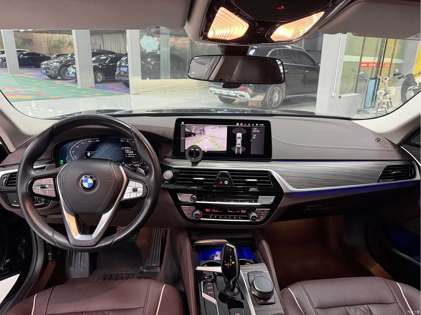 BMW 5 Series, 2023 все фото
