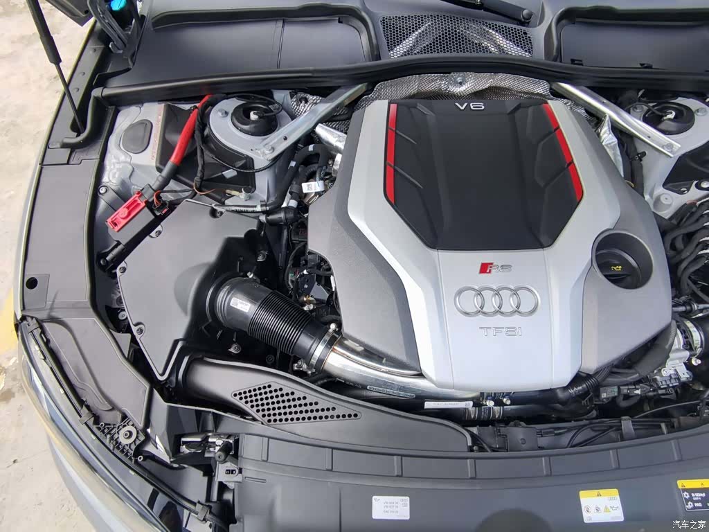 Audi RS, 2025 10