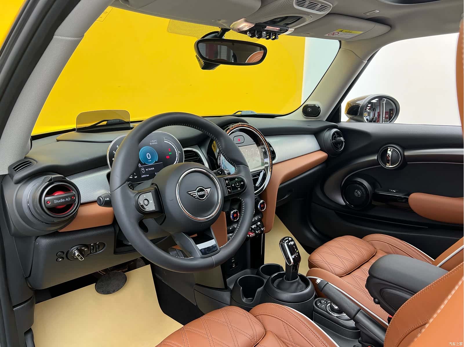 Mini Cooper, 2023 все фото