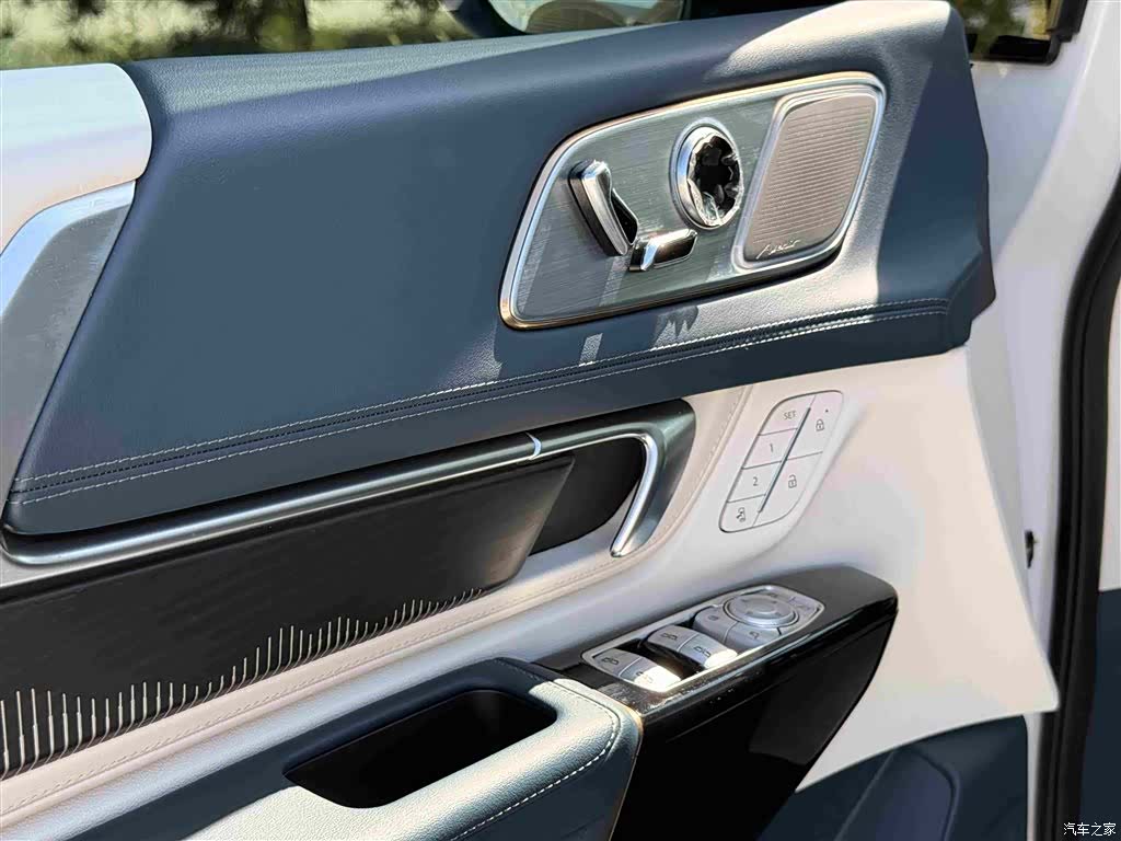 Buick Century, 2024 32