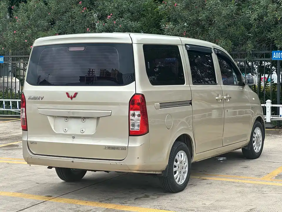 Wuling Wuling Rongguang V