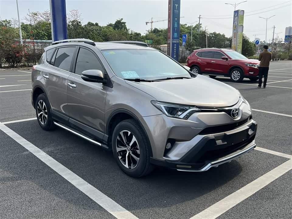 Toyota RAV4 Rongfang
