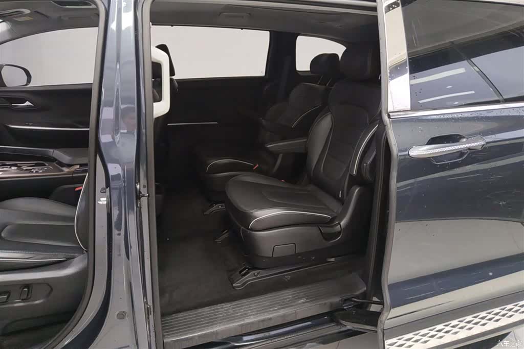 Hyundai Custo, 2024 11