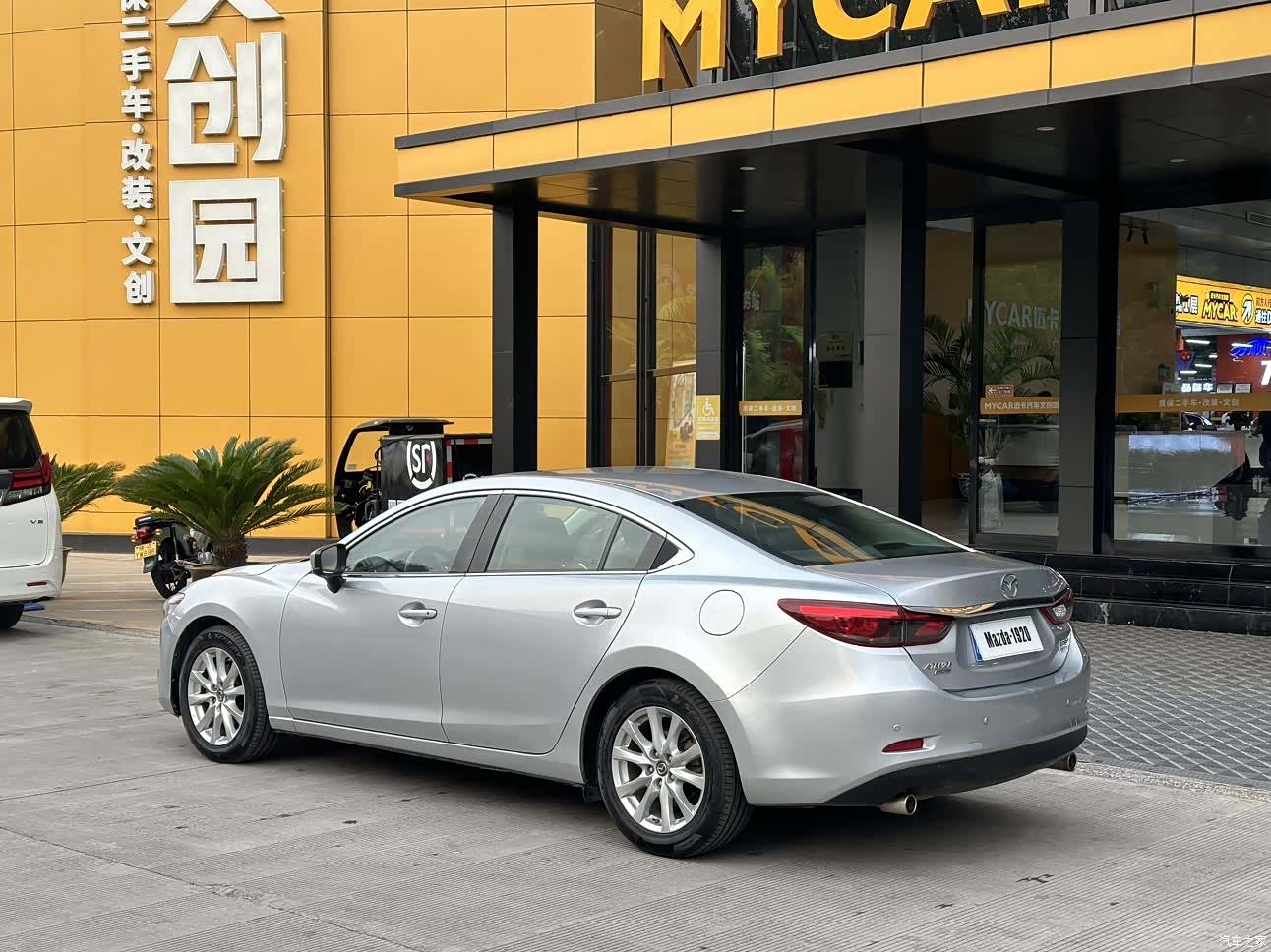 Mazda Atenza, 2018 4