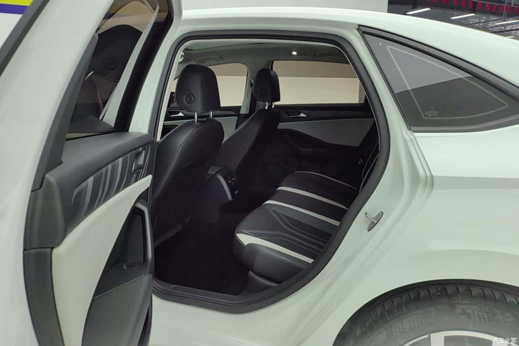 Volkswagen VA7, 2025 11
