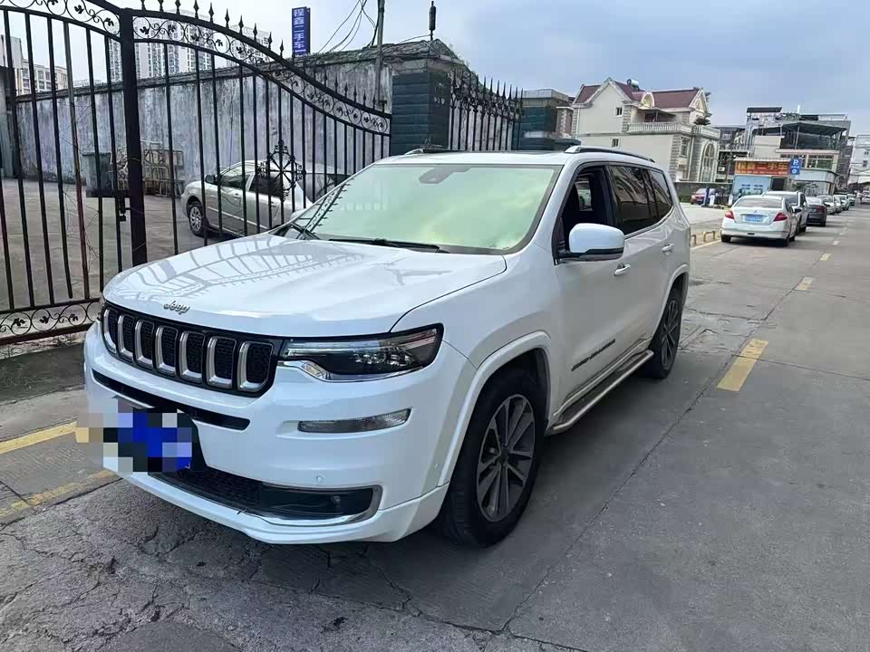 Jeep Grand Commander