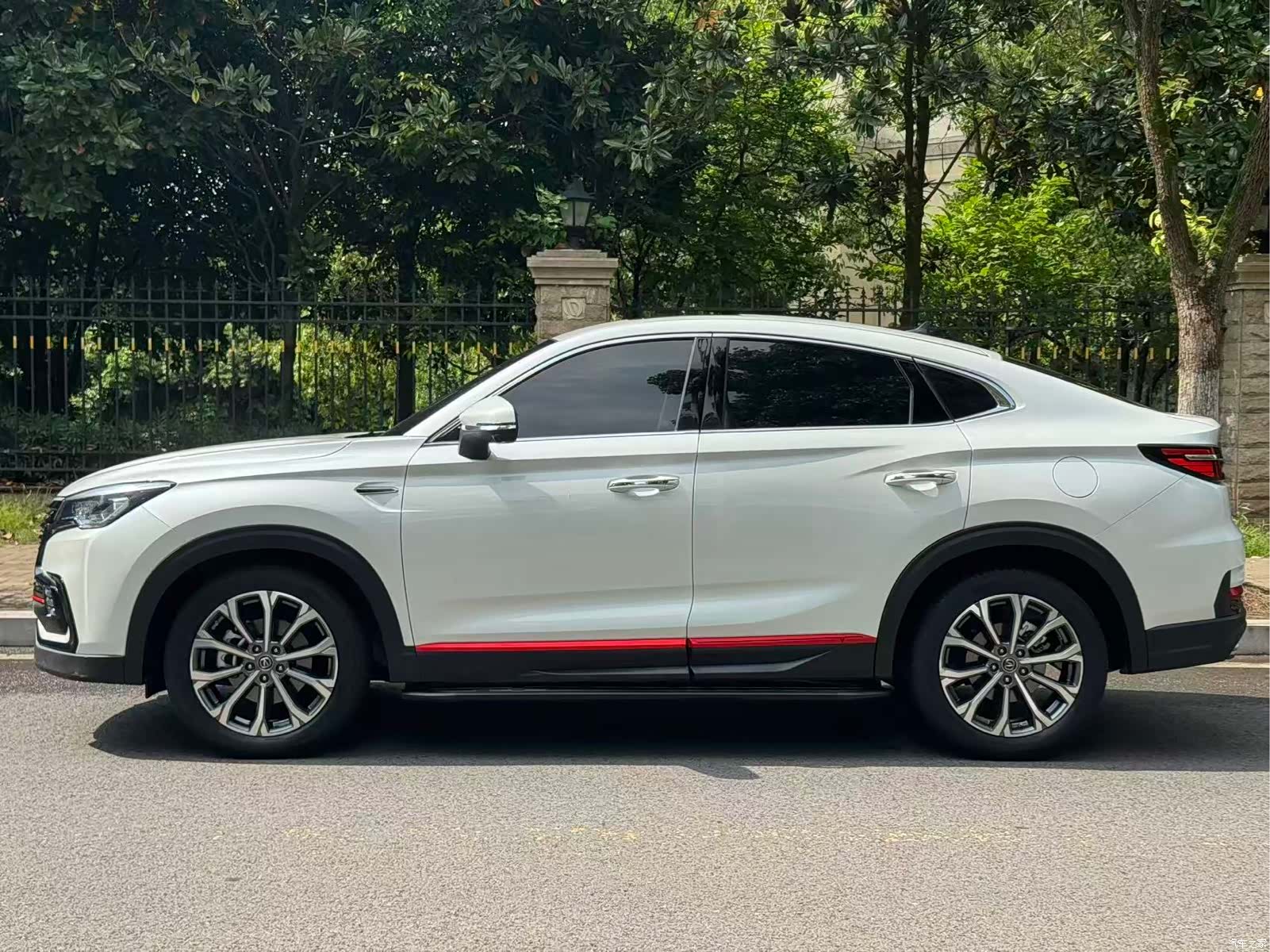 Changan CS85, 2022 8