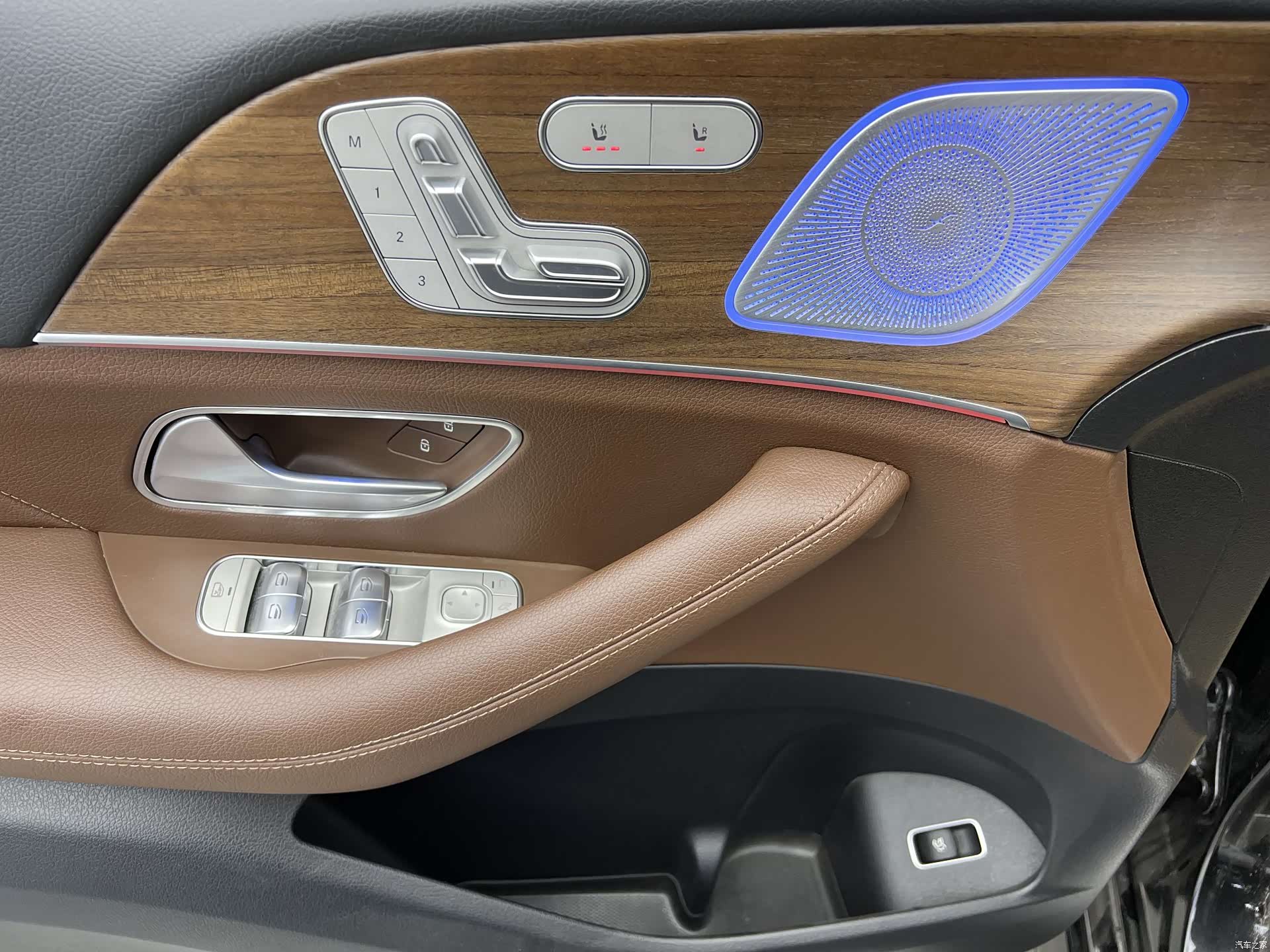 Mercedes-Benz GLE, 2024 3