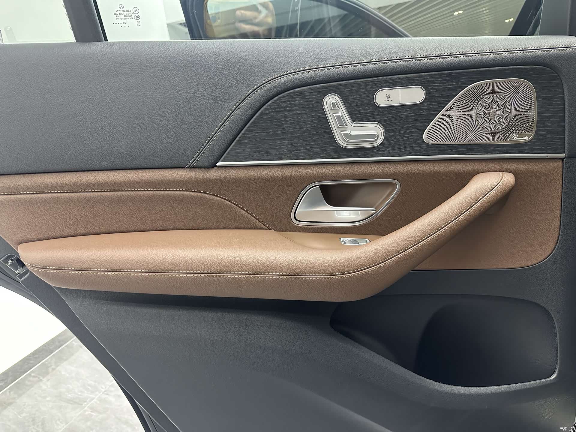 Mercedes-Benz GLS, 2024 25