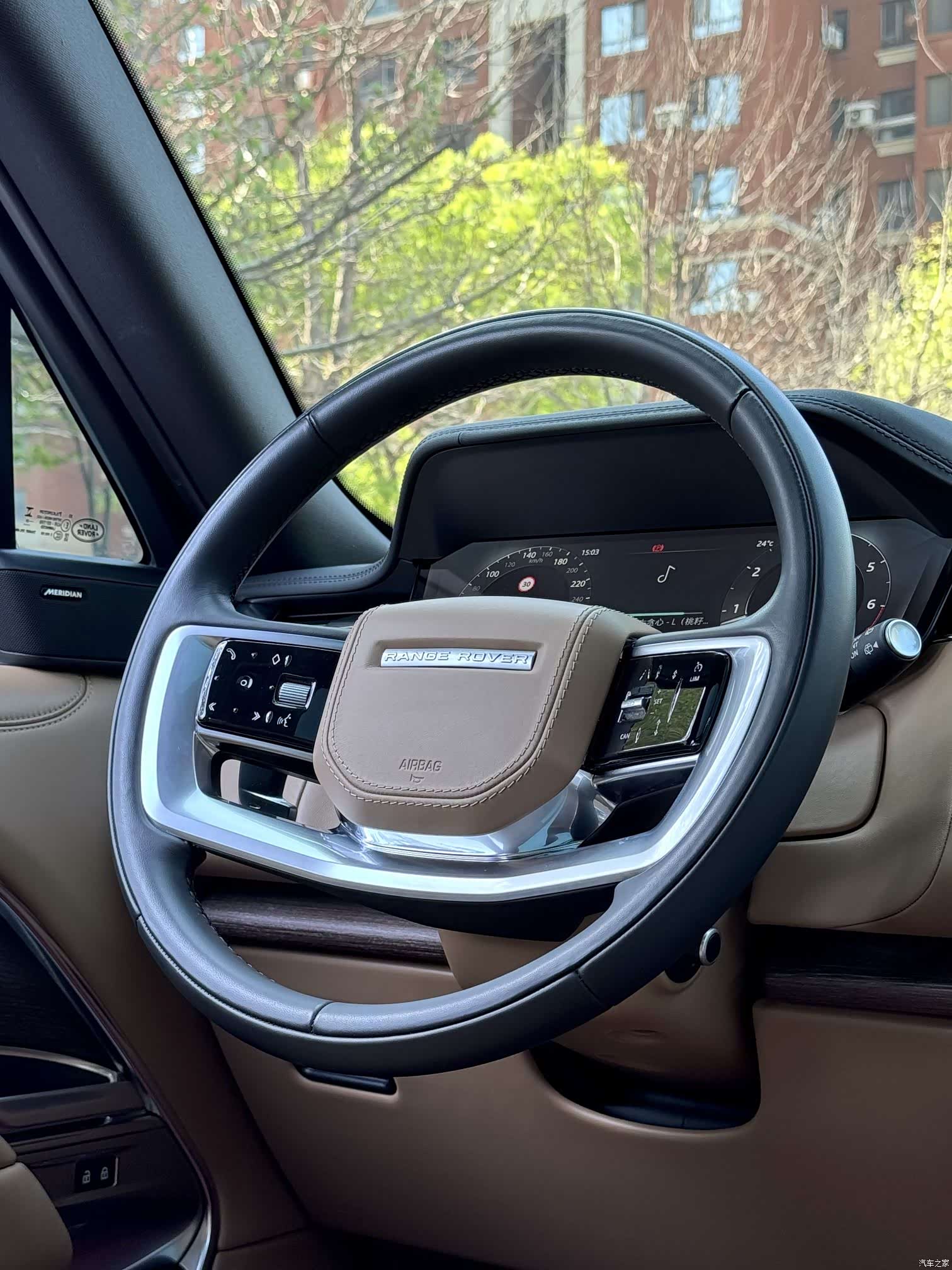 Land Rover Range Rover, 2023 13
