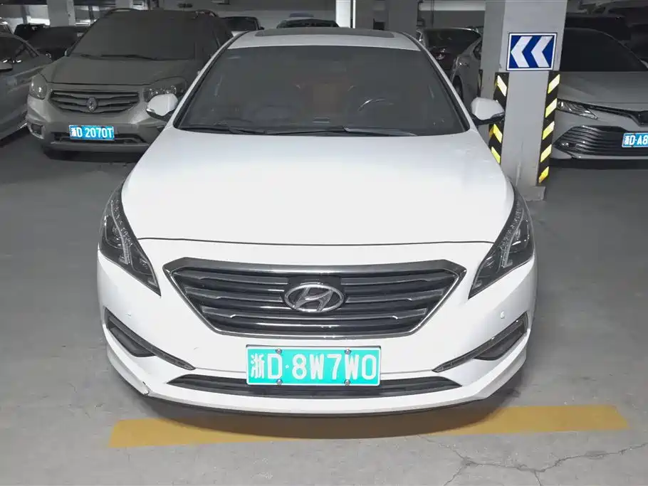 Hyundai Sonata