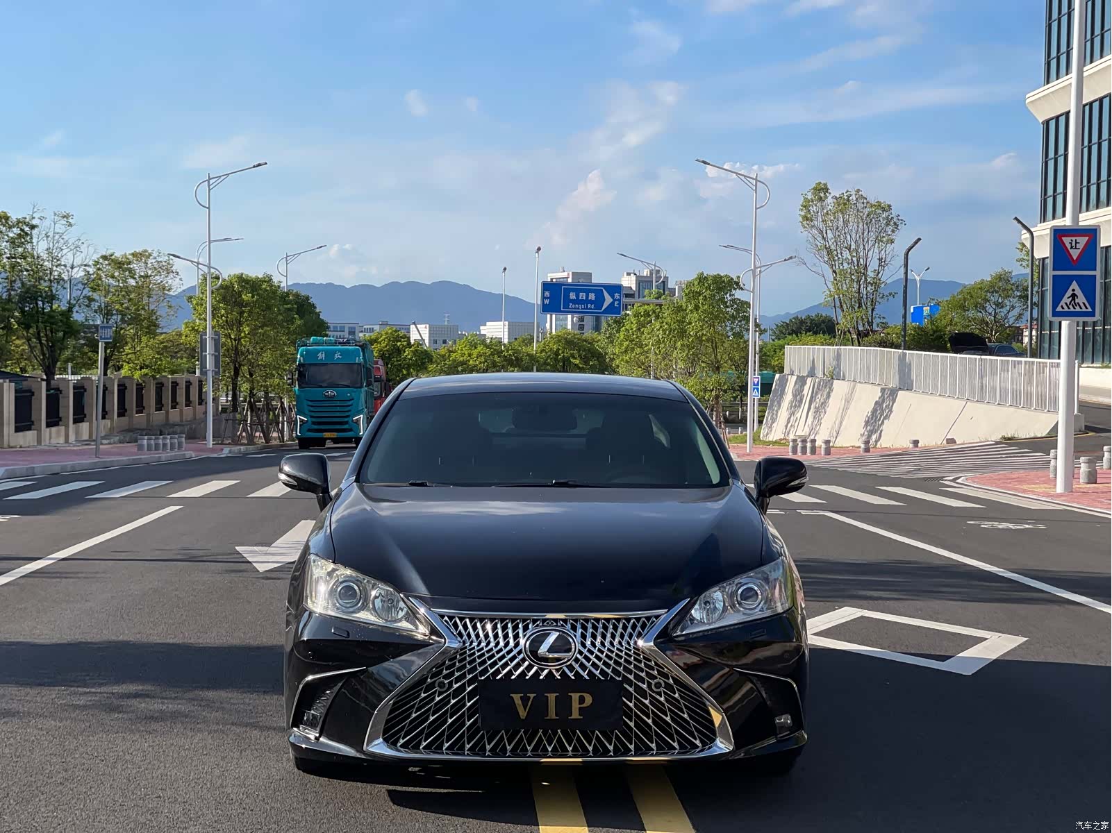 Lexus ES, 2011 2